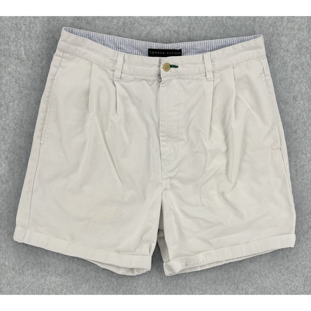 Tommy Hilfiger Men's Pleated Chino Shorts White Crest Logo 30